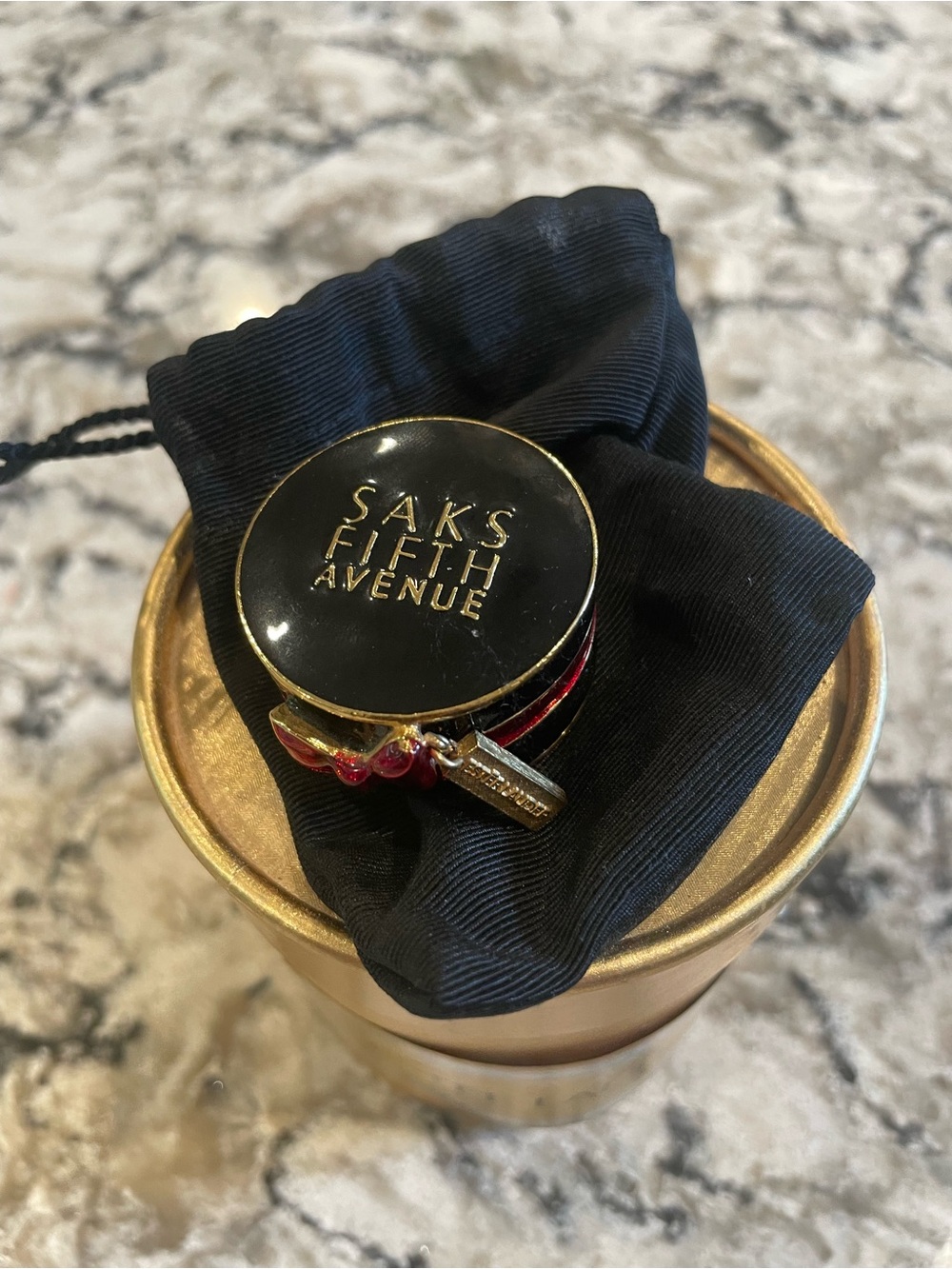 Vintage ESTEE LAUDER Enamel SAKS Fifth Avenue HAT BOX Solid Perfume COMPACT